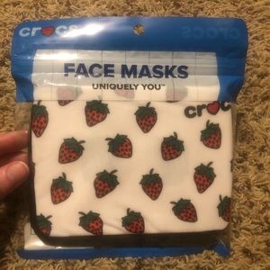 Crocs face masks 2 pack new